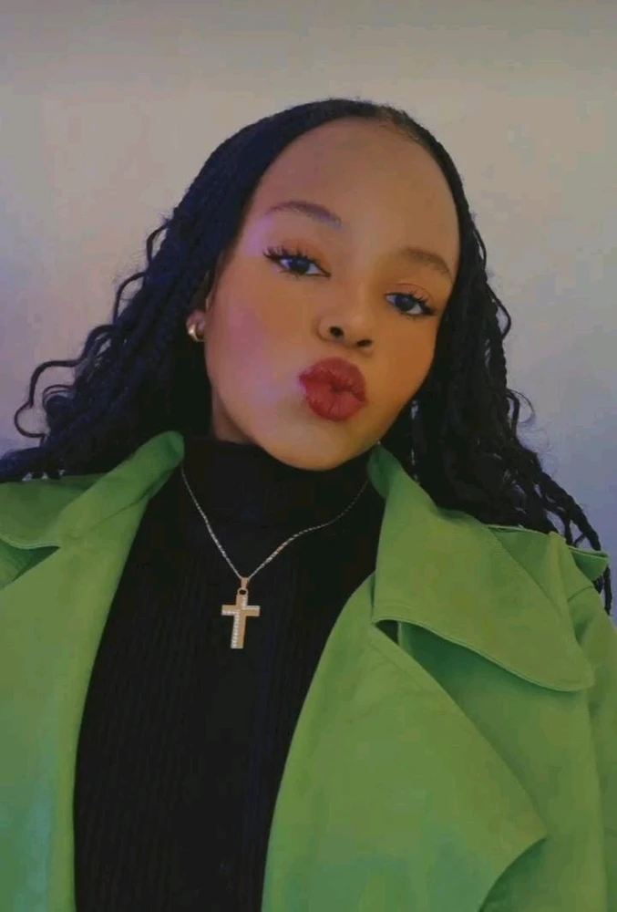Ashley 上傳的 GIF