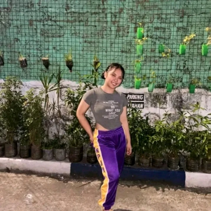 Louise 上傳的 GIF