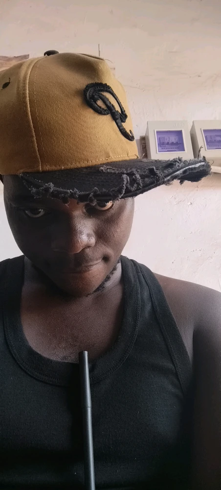 GIF ajouté par Mugabi Imra
