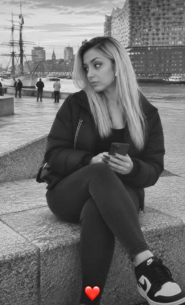 GIF uploaded by Pinar