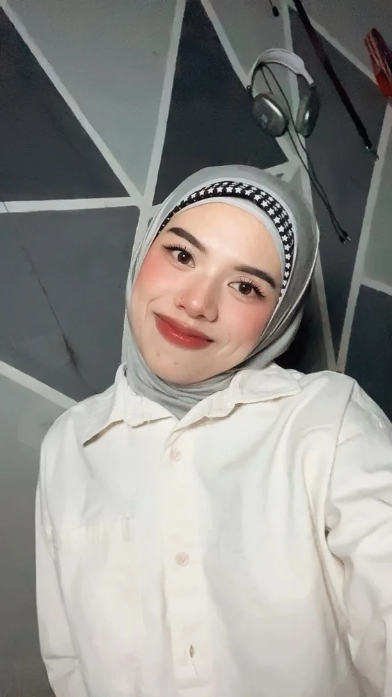 Milaa 上傳的 GIF