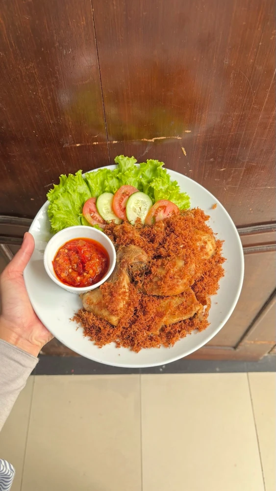Nurul Fauziah 上傳的 GIF