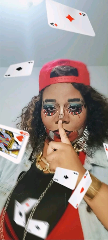 GIF diunggah ku Queen