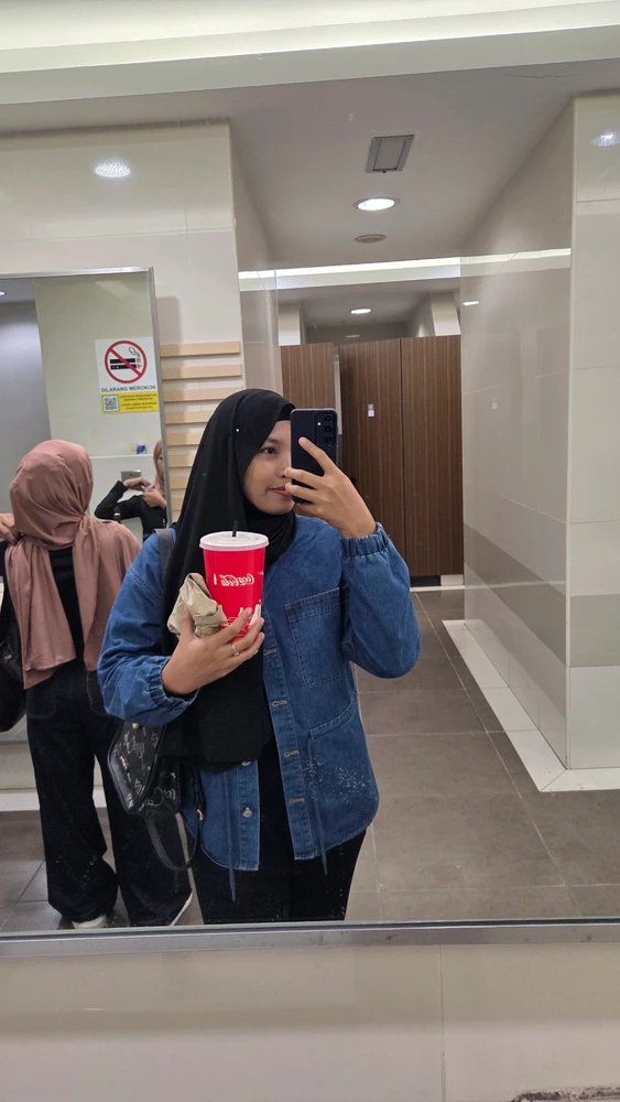 GIF diunggah ku Queena nia