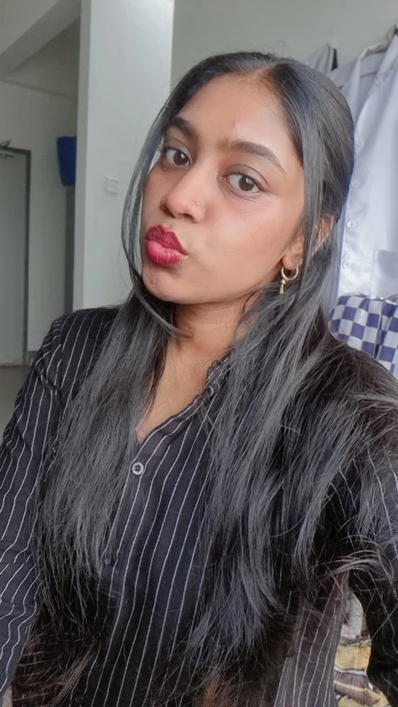 Rina દ્વારા અપલોડ કરેલી છબી