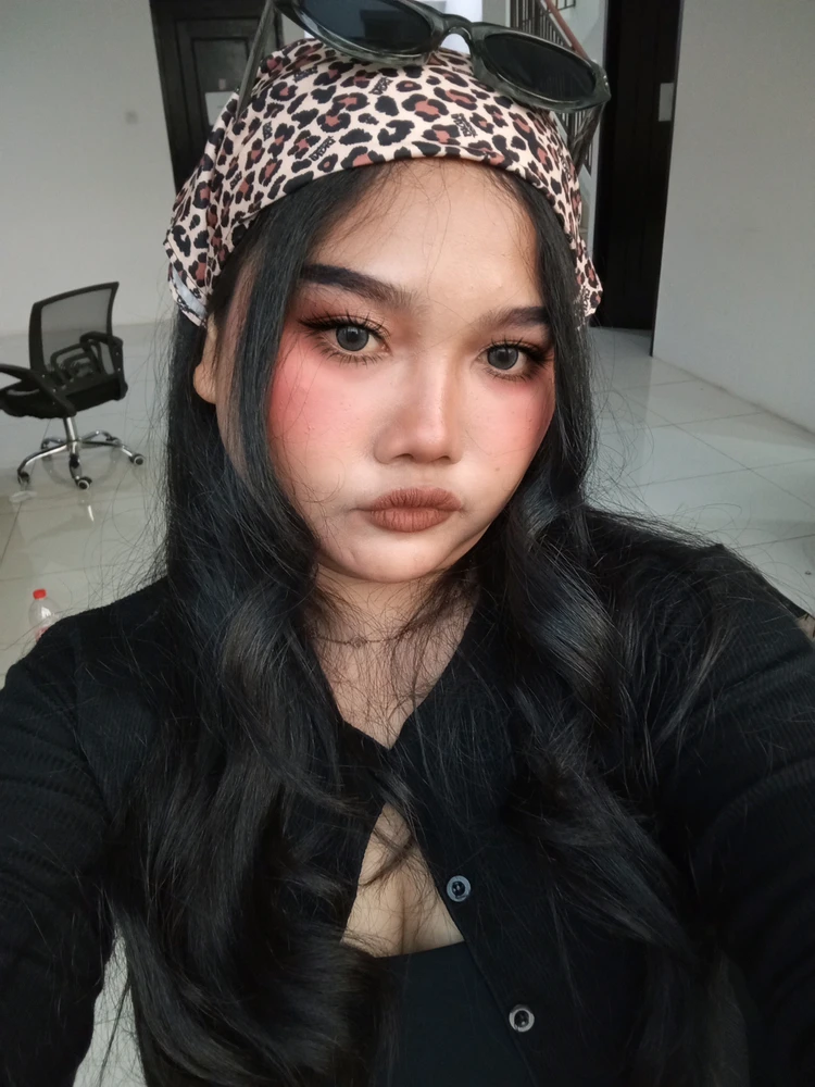 GIF hochgeladen von Indri