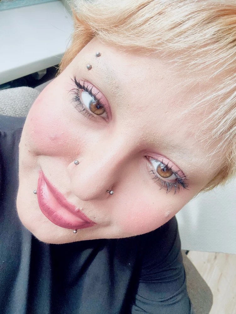 GIF uploaded by Meltem