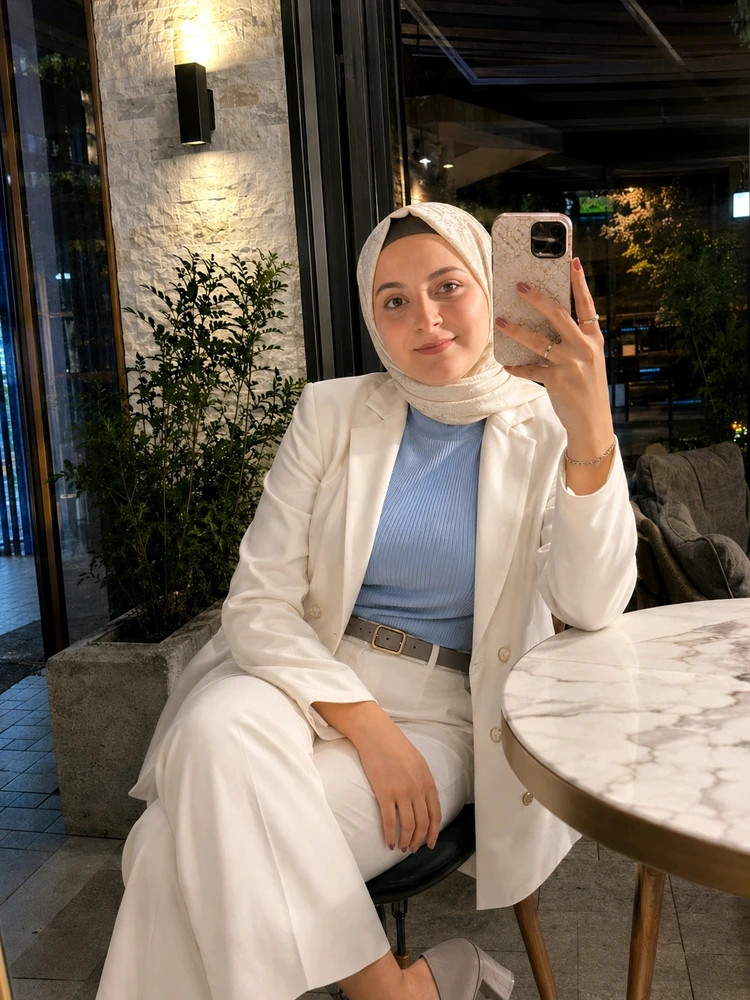GIF uploaded by Merve