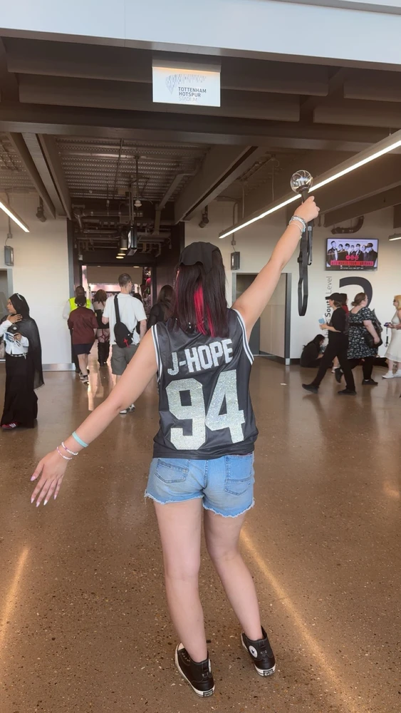 My day 1 outfit!! 🖤