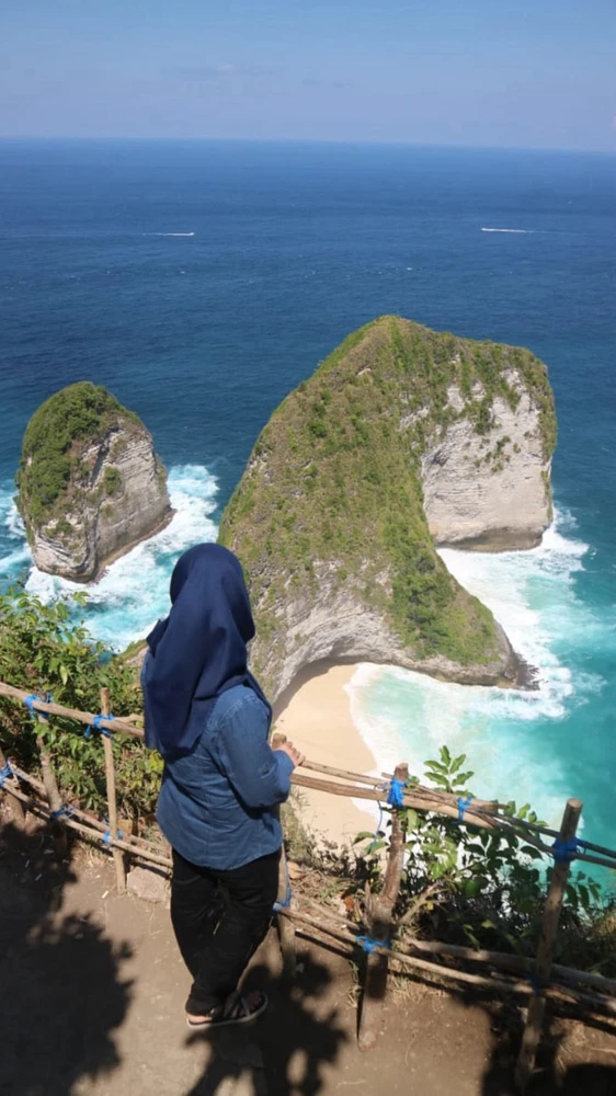 Dwi Anggraini တင်ထားသော ပုံ