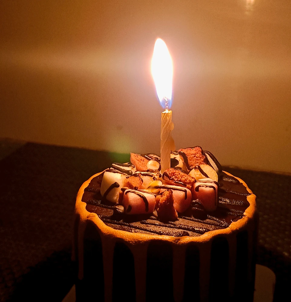 GIF dimuat naik oleh Aia