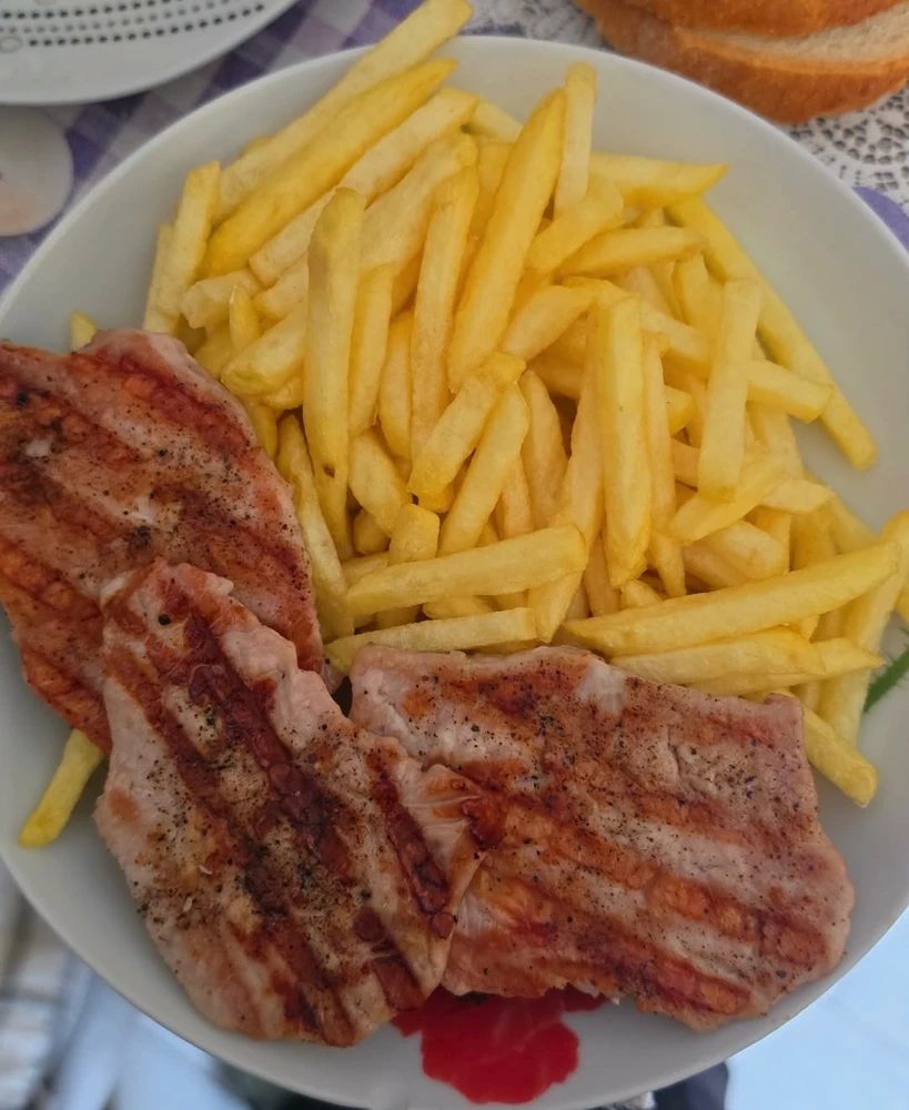 GIF uploaded by Cătălin