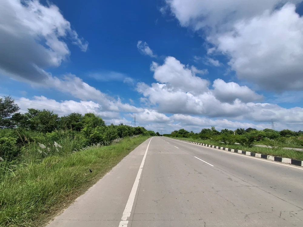 GIF загружаны Saksham Jaiswal