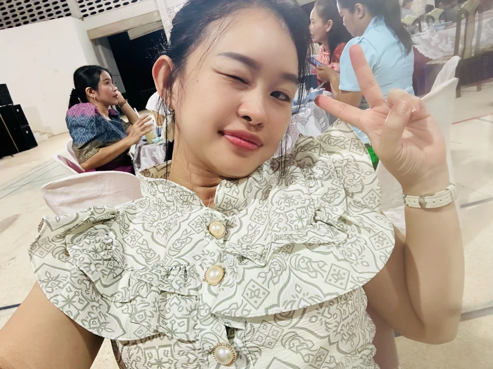 GIF ilipakiwa na Kukkik