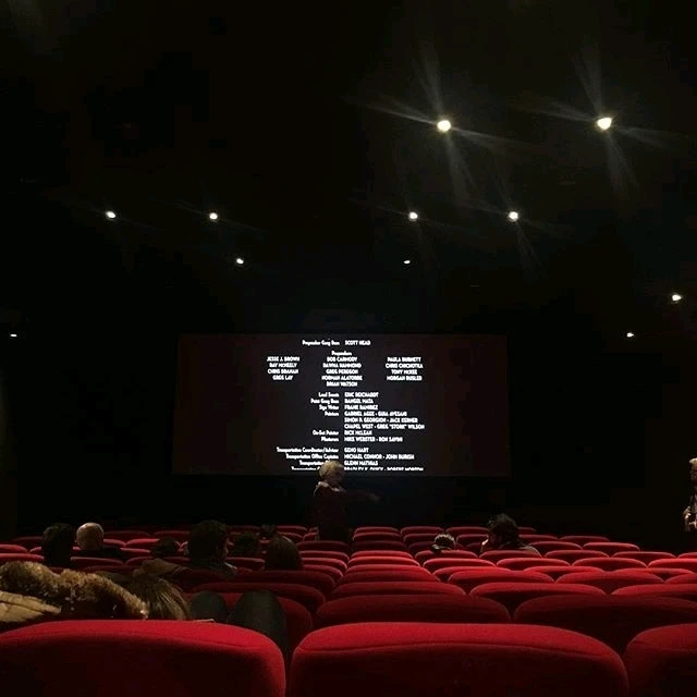 GIF eropgeluede vum Jeysooraj