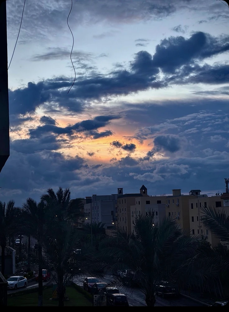 GIF diunggah ku Abdo