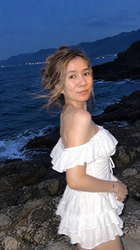 GIF uploaded by Unique