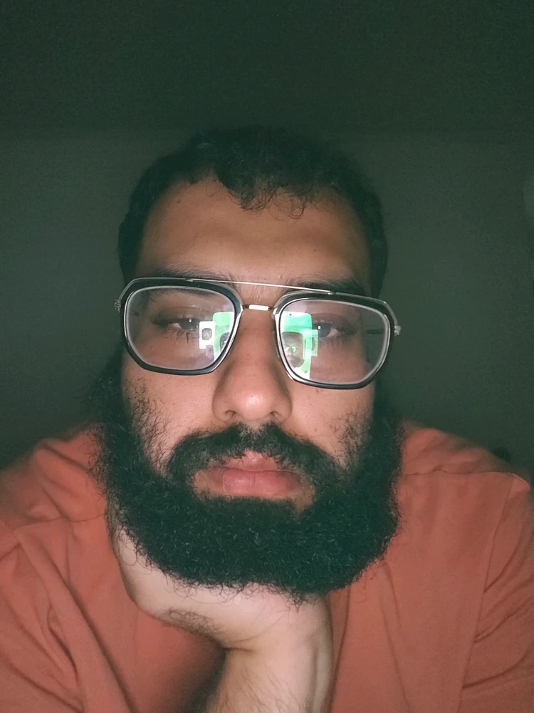 GIF otpremio/la Hamza