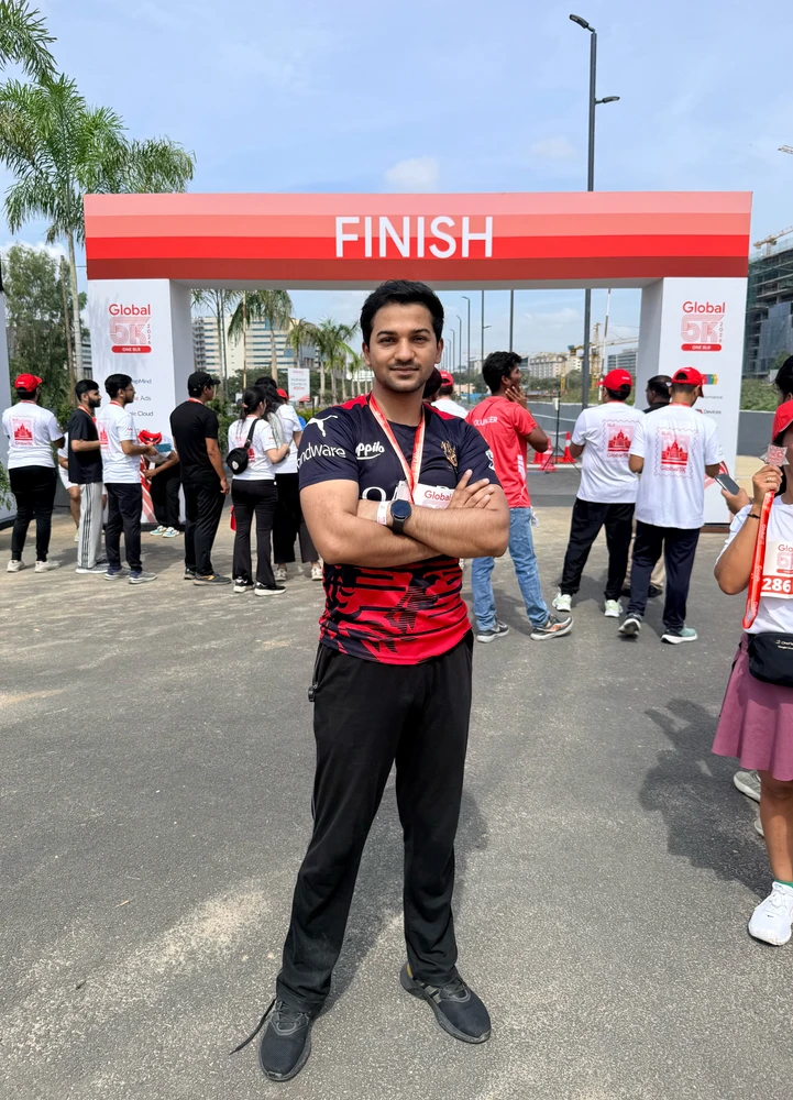 Abhishek Verma پاران اپ لوڊ ٿيل GIF
