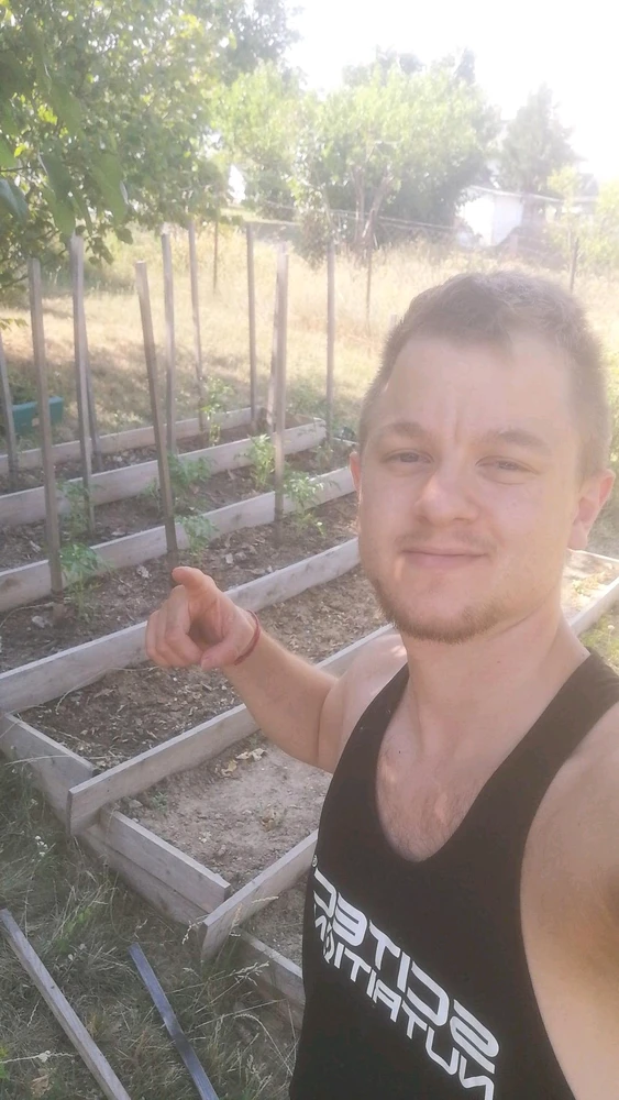 GIF yashyizweho na Szabolcs