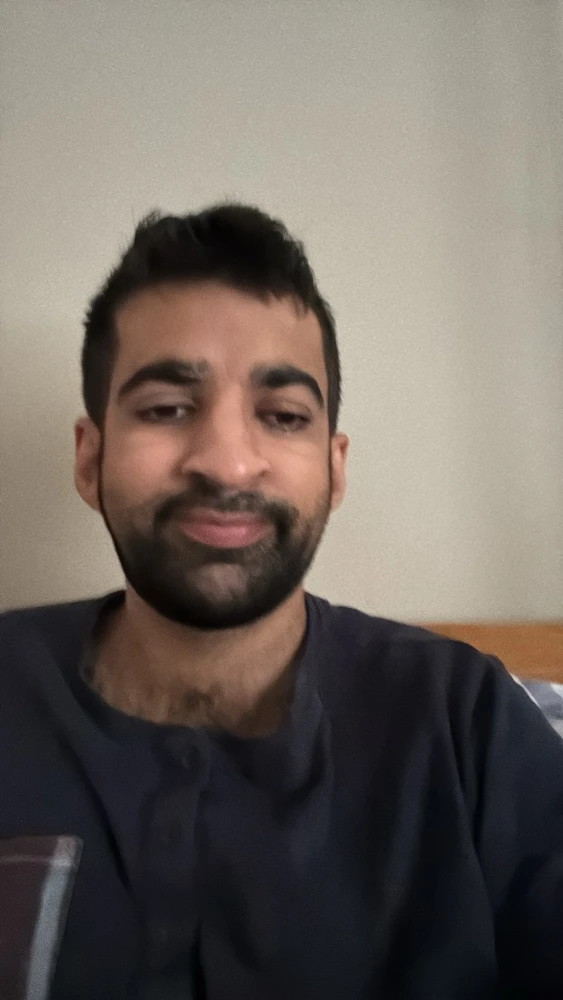 GIF загрузил Haseeb