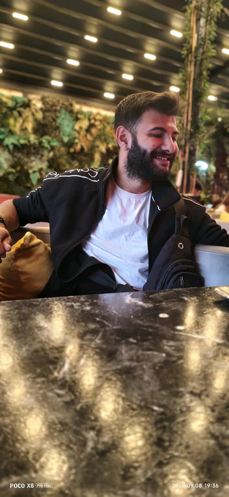 GIF uploaded by Adem