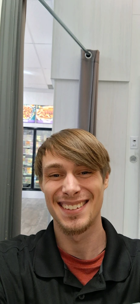 GIF tso los ntawm Cavan Meyer