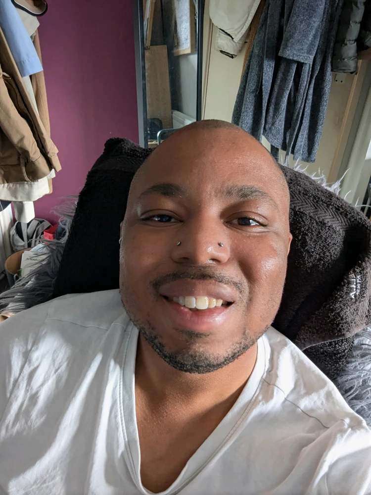 Jeremiah Jones پاران اپ لوڊ ٿيل GIF