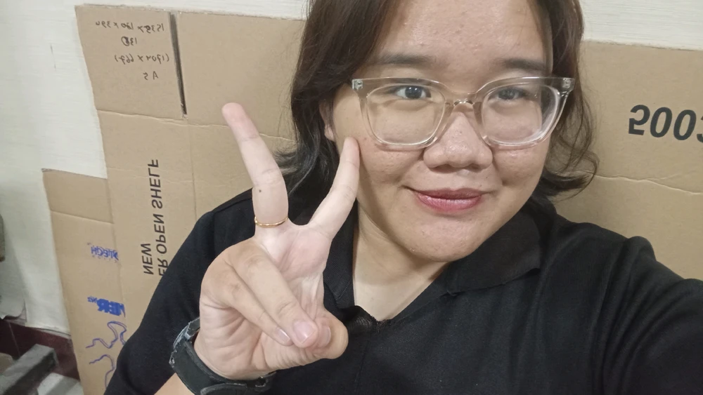 GIF gi-upload ni Mariska