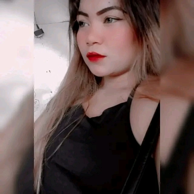 GIF dimuat naik oleh Angeljeanmondigo