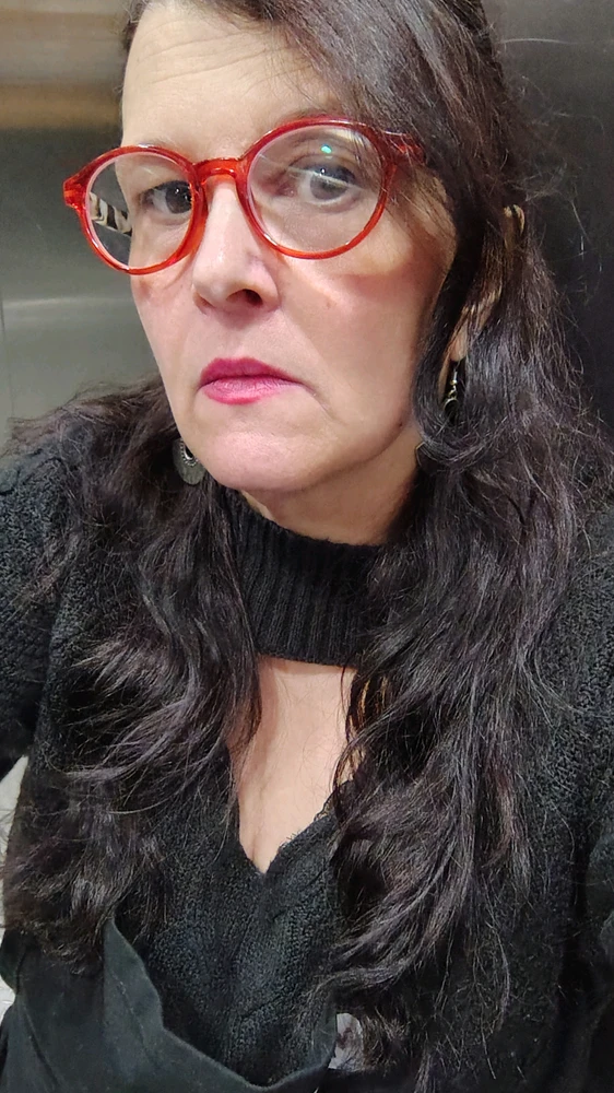 Christina نے GIF اپ لوڈ کی