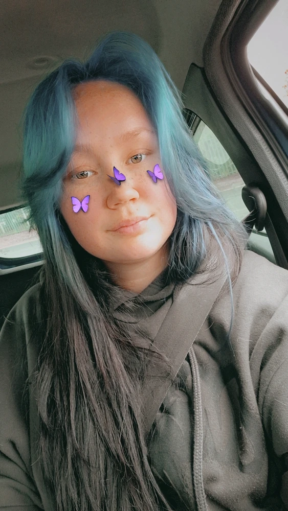GIF Chanli tərəfindən yükləndi