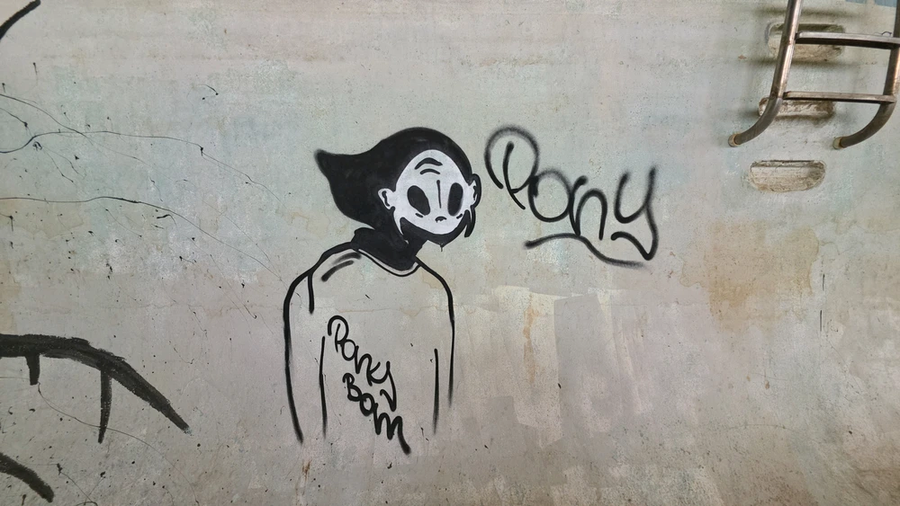 Clint Anthony tarapyndan ýüklenen surat