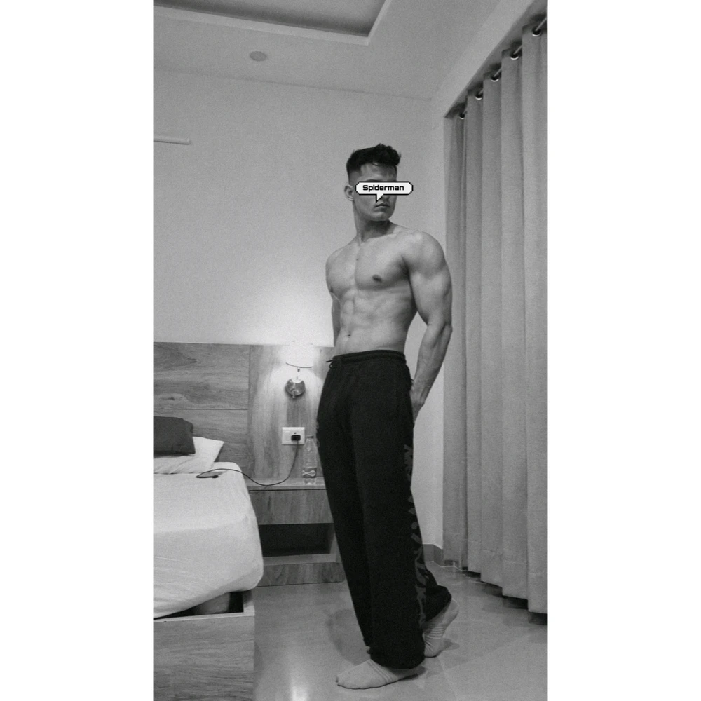 GIF رفعها Kenny