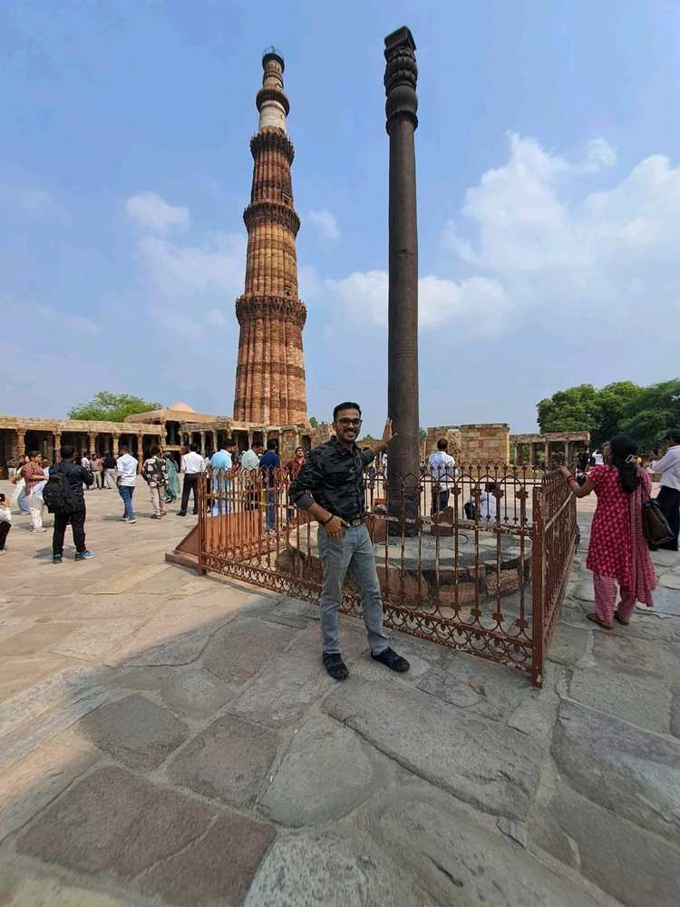 Mani Rastogi ले अपलोड गरेको GIF