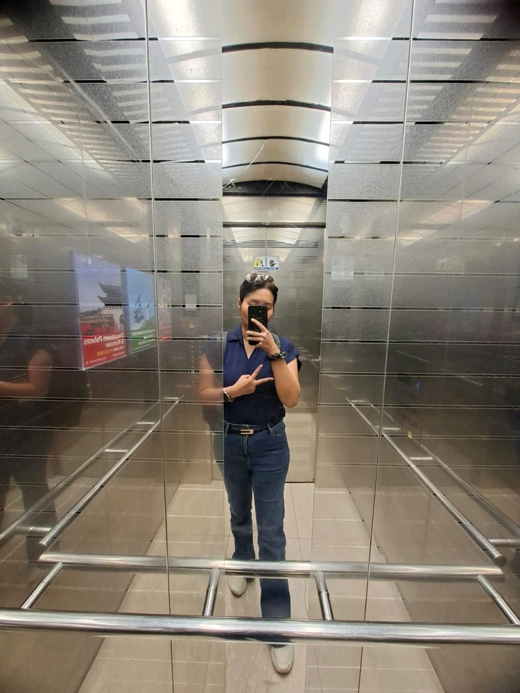 GIF dimuat naik oleh Dee
