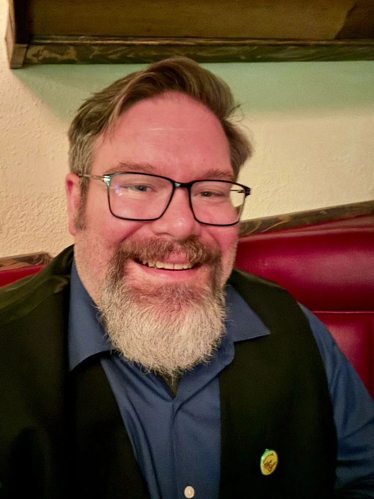 GIF yashyizweho na Peter