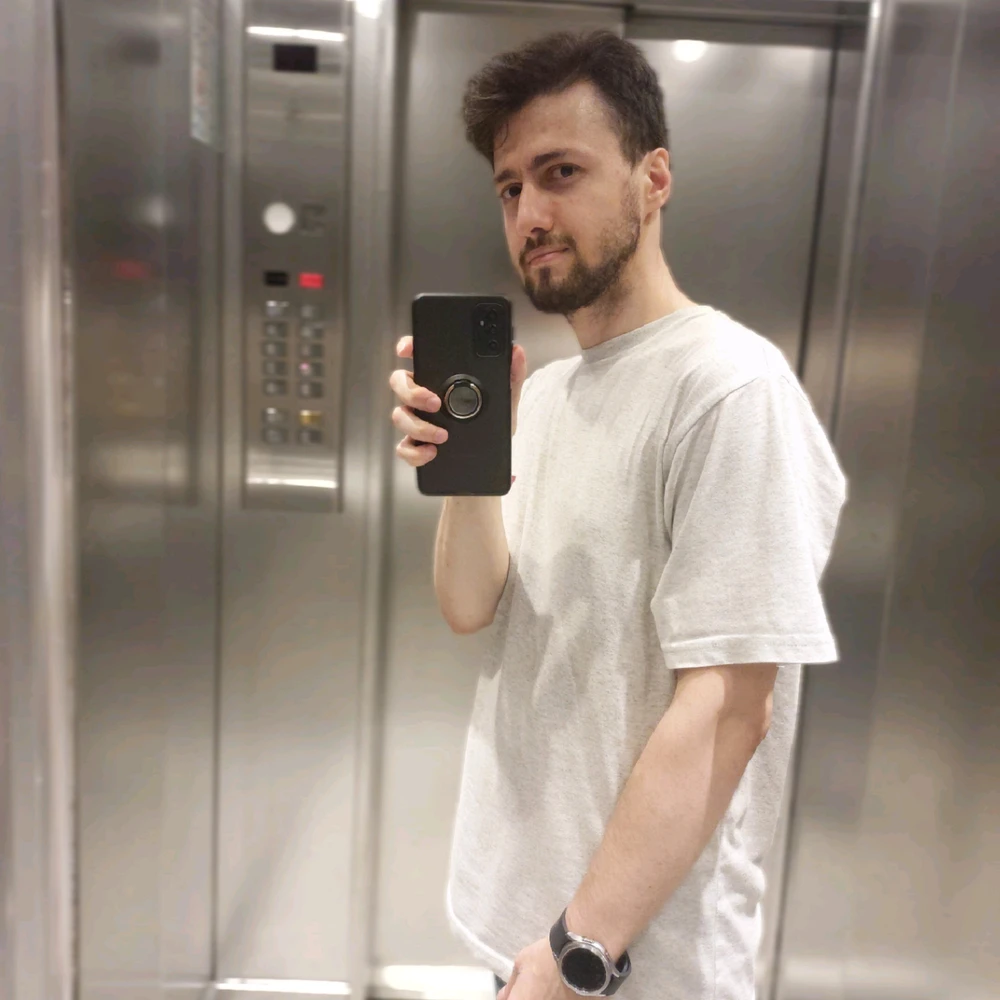 GIF pujat per Yasin