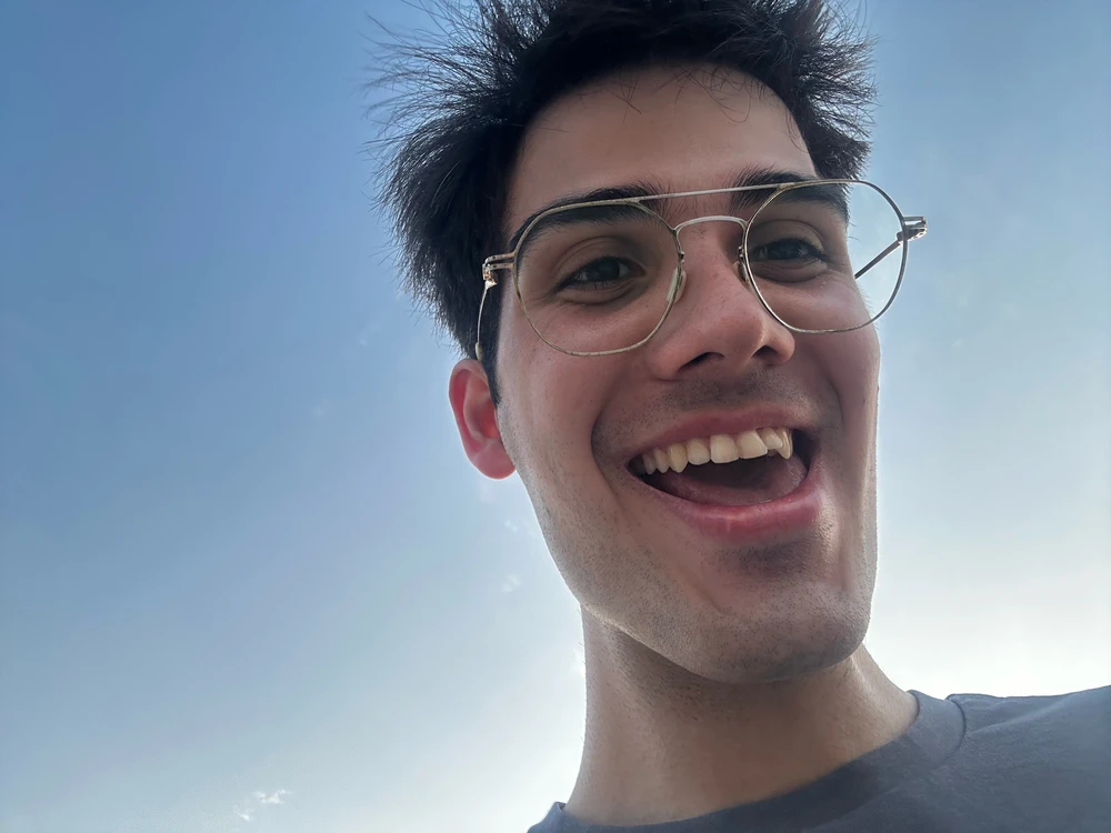 GIF הועלה על ידי Me