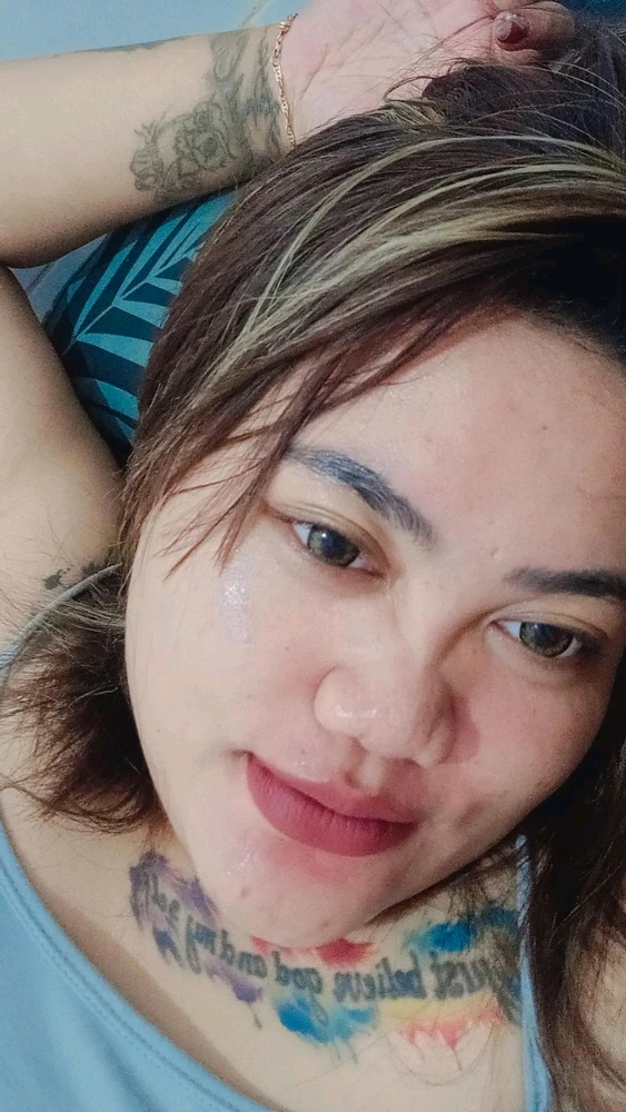 GIF diunggah ku bee