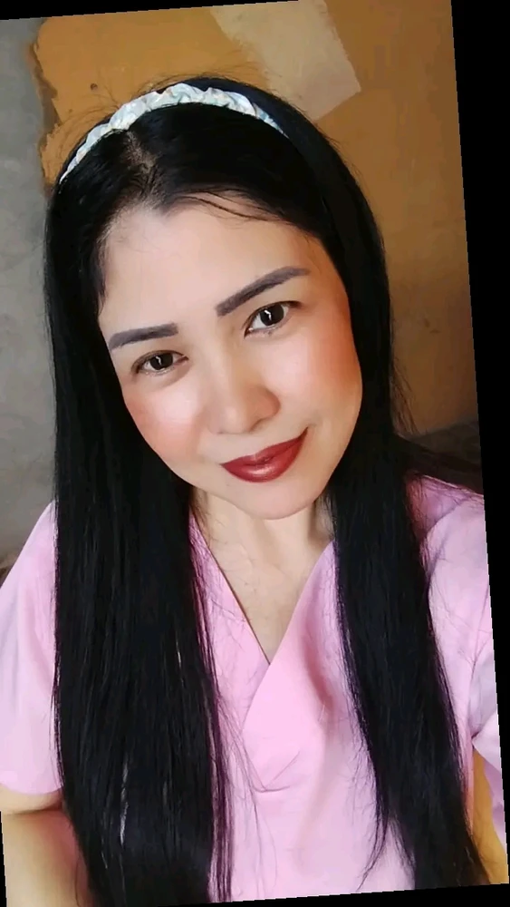 Mai විසින් GIF එක upload කරන ලදී