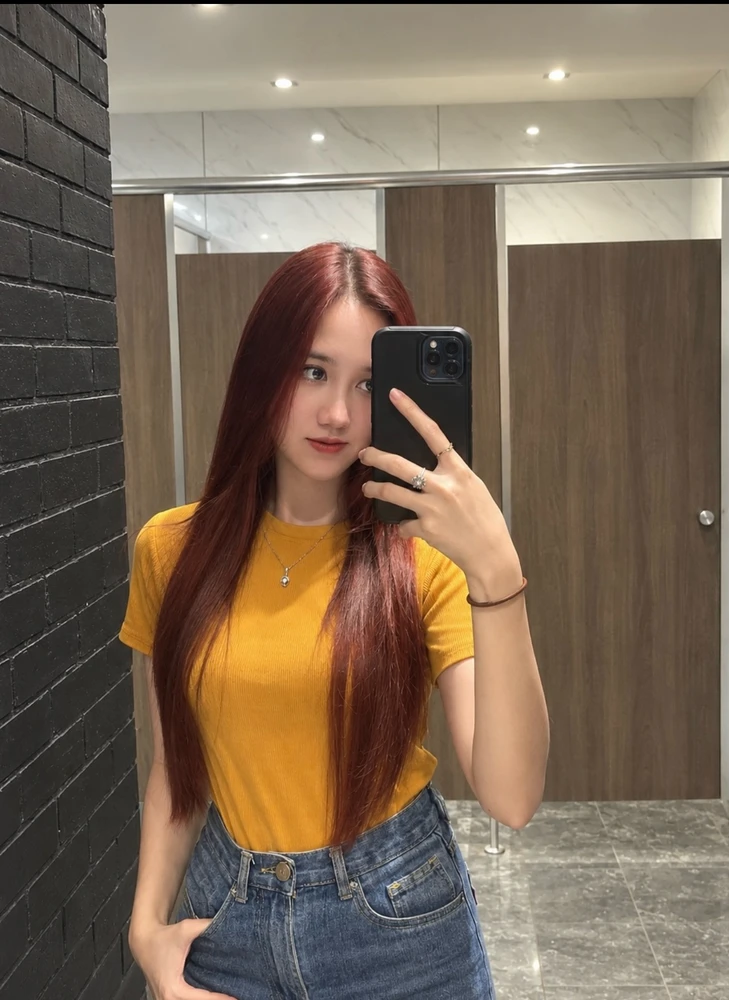 GIF tí Samantha gbé sókè