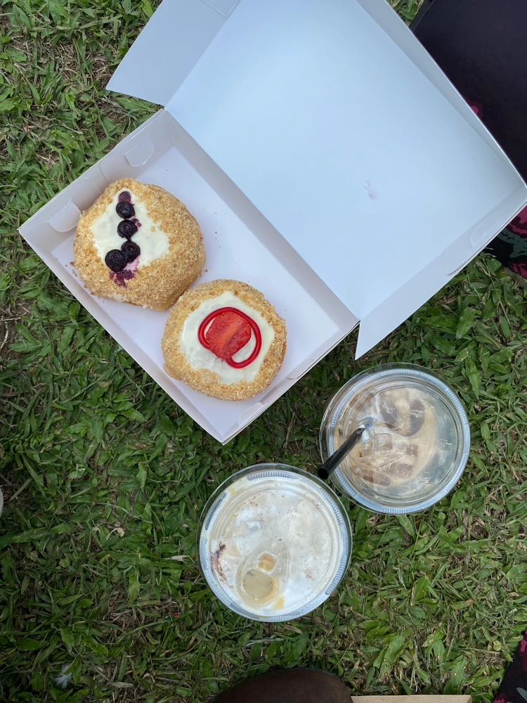 GIF uploaded by Liza
