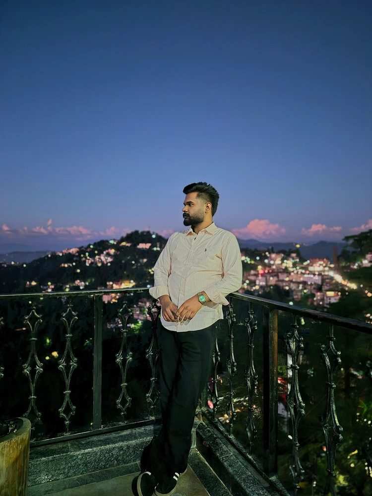GIF i tukuna ake e Sahil