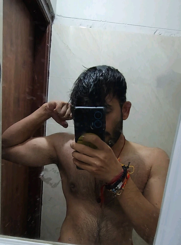 Suryansh Tripathi által feltöltött GIF