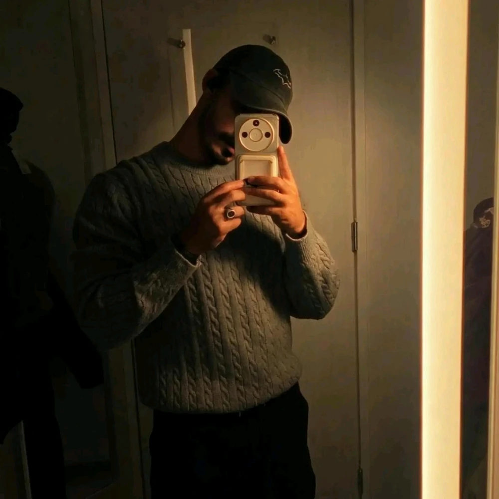 GIF uploaded by Mo