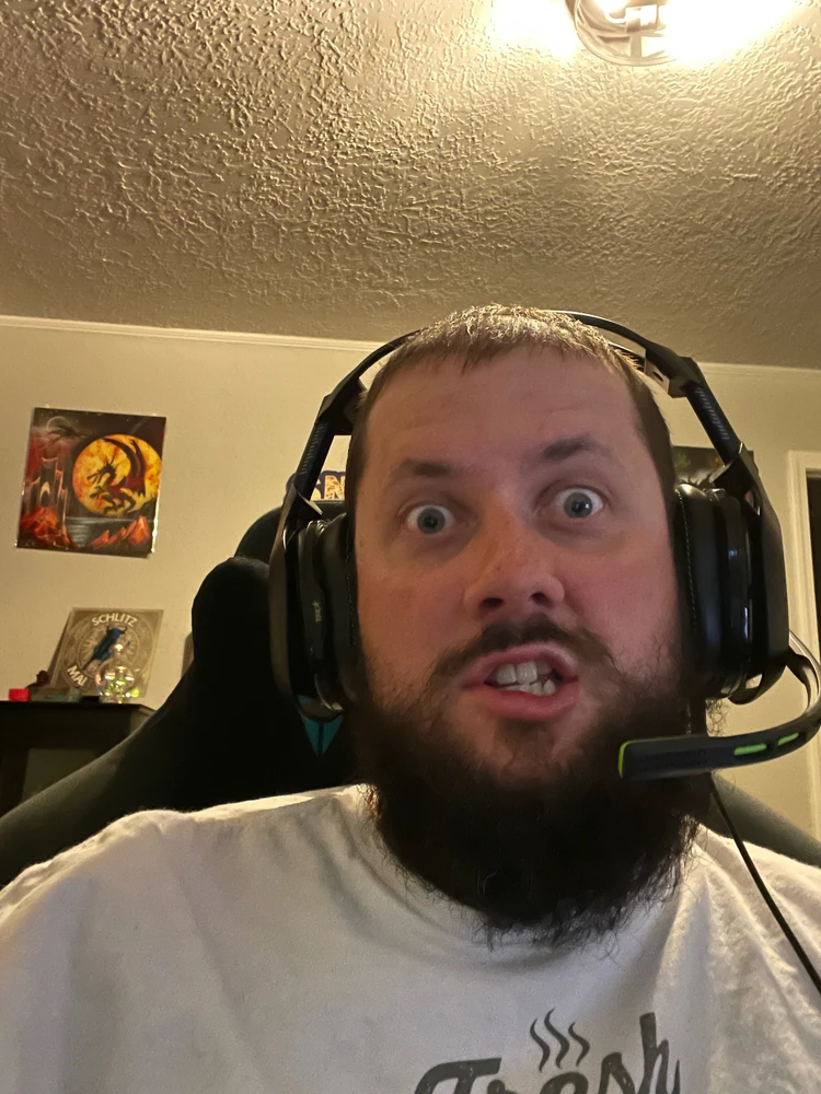 Cyle يۈكلىگەن GIF