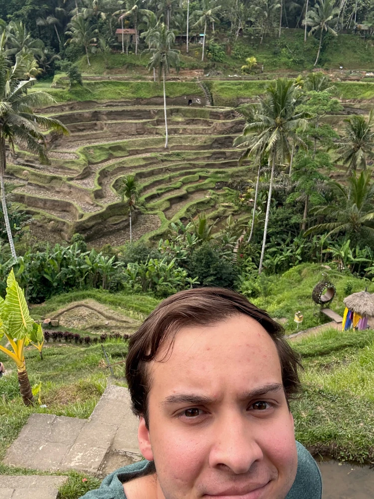 Gambar diunggah oleh Alex