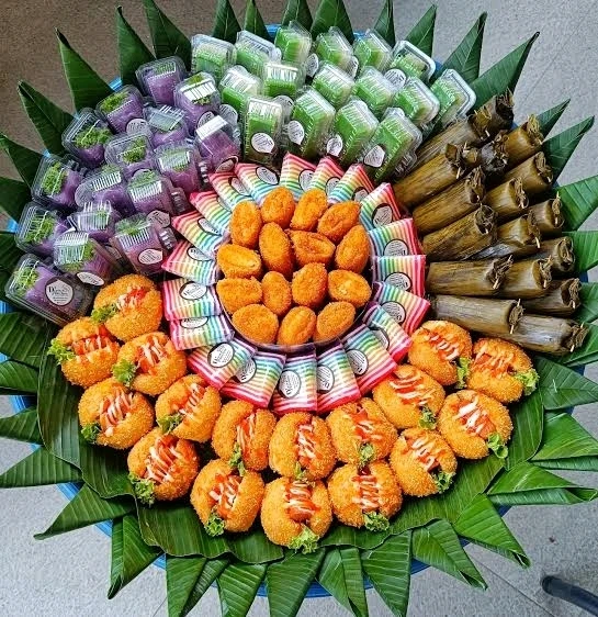 GIF uploaded by HoneyBee