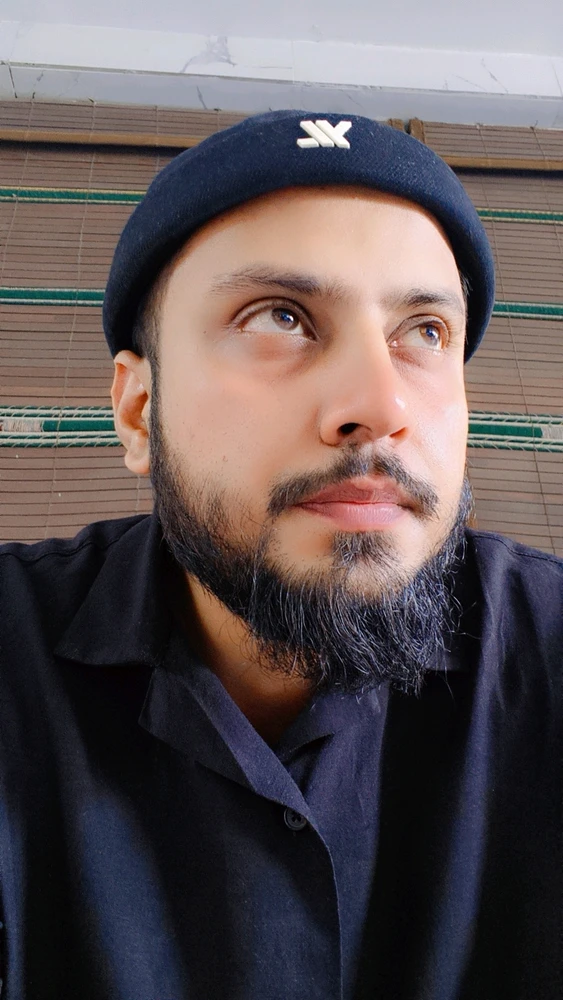 Jawad द्वारा अपलोड किया गया GIF